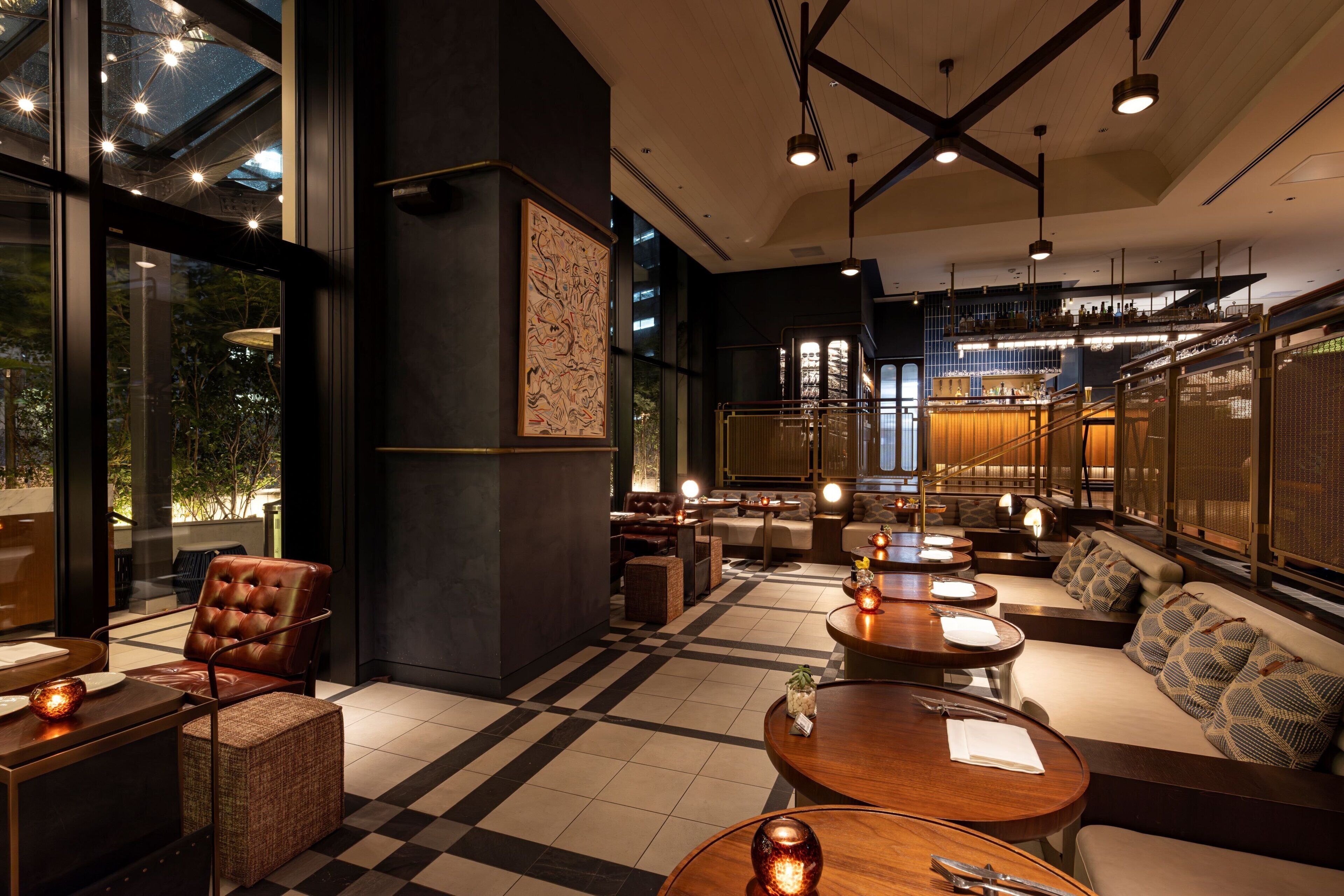 breakfast, lunch, dinner served; american cuisine