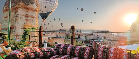 Helicopter/plane tours