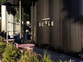 Breakfast, lunch and dinner served