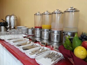 Free daily buffet breakfast - Hotel Litoral Sul (Coruripe)