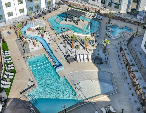 The At Coral Springs Resort 3 Bedroom Apts by RedAwning