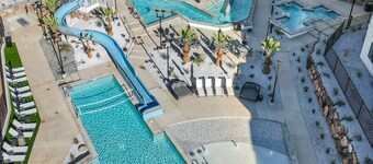 The At Coral Springs Resort 3 Bedroom Apts by RedAwning