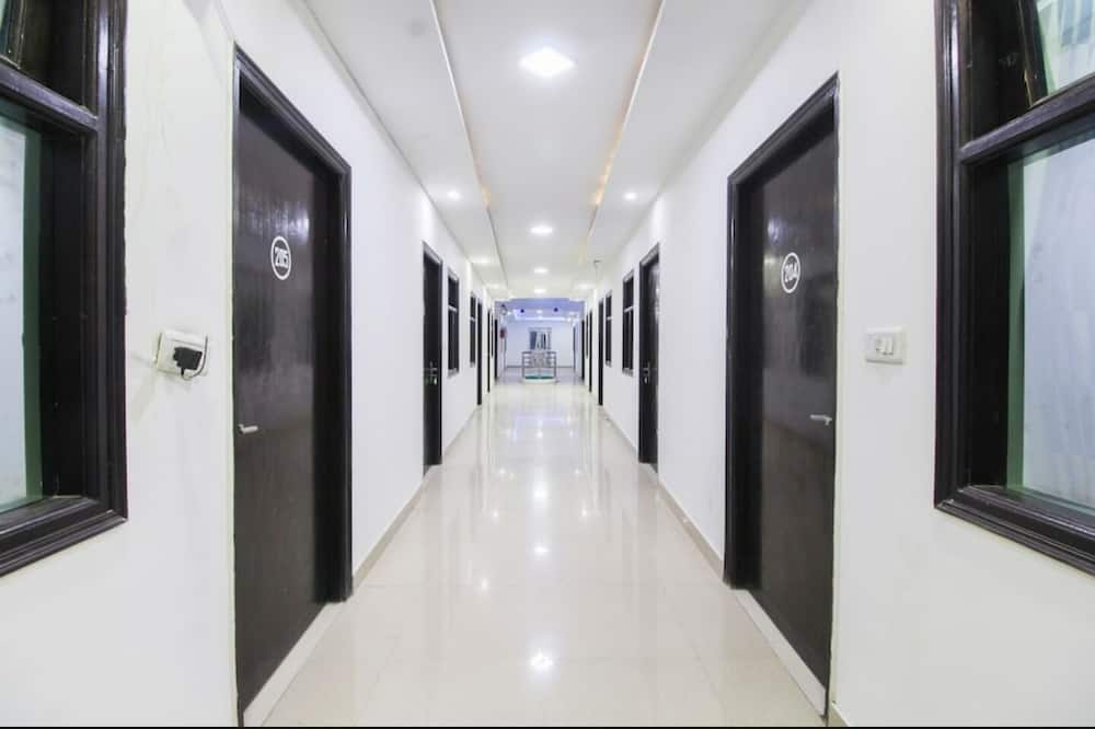Hotel Taj Paradise - Rajrai