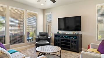 Townhome, 4 Bedrooms | Living area | Smart TV