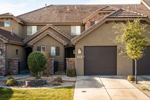 Townhome, 3 Bedrooms | Exterior