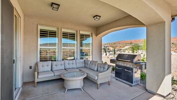 Byhus - 4 soveværelser | Balkon