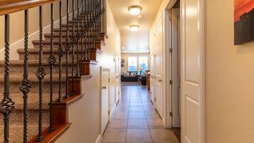 Townhome, 4 Bedrooms | Interior