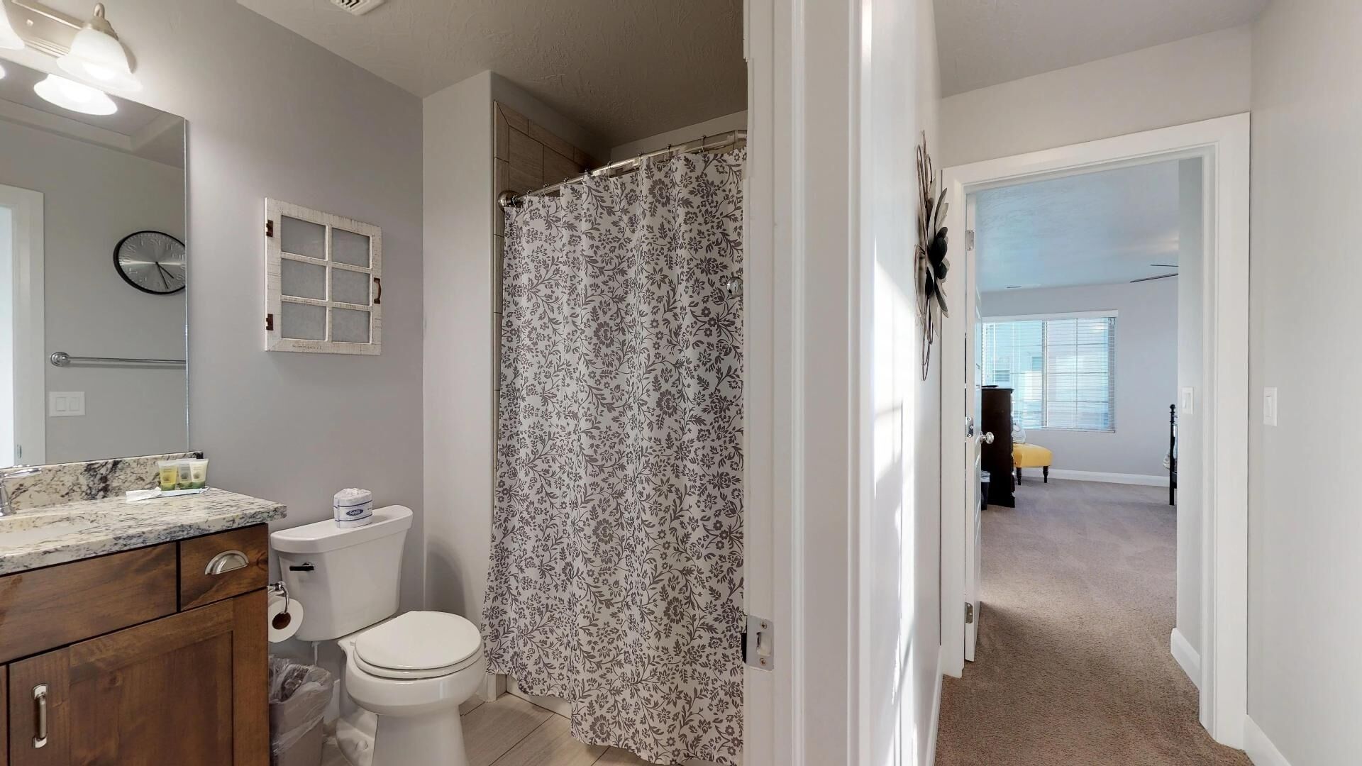 Southern Comfort 3 Bedroom Apts by Redawning