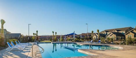 Townhome, 4 Bedrooms | Kolam renang | Kolam dipanaskan