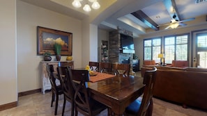Townhome, 3 Bedrooms | Dining