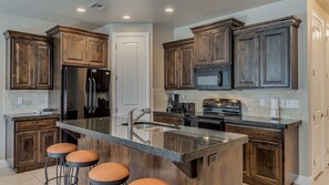 聯排別墅, 4 間臥室 | 私人廚房 | 電冰箱、烤箱、咖啡機/沖茶器、烤麵包機