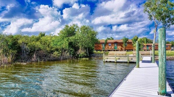 Property amenity - Lake Seminole Country Cabins (Seminole)