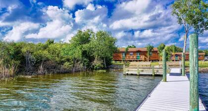 Lake Seminole Country Cabins