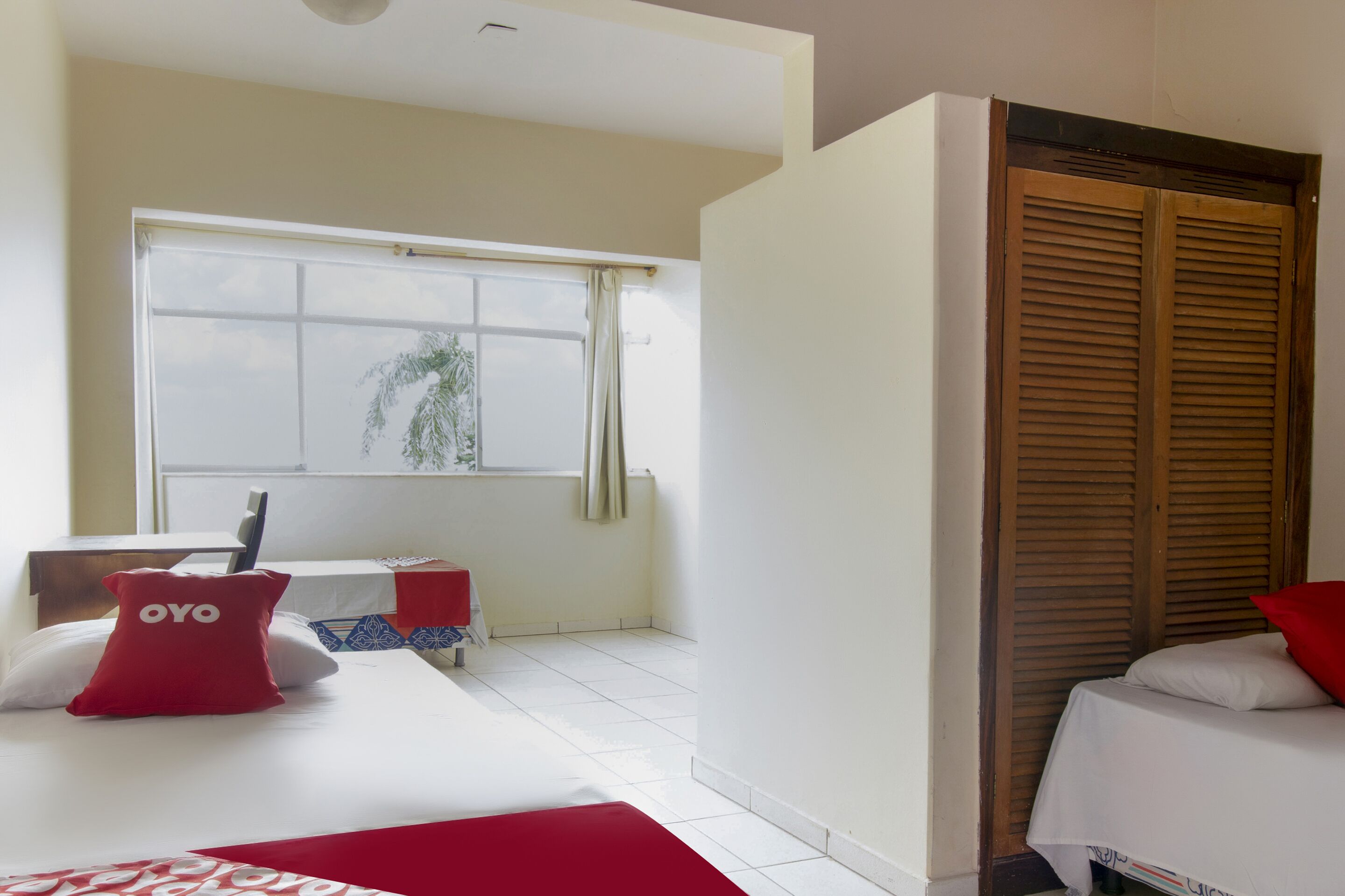 Frigobar, Wi-Fi de cortesia, roupa de cama