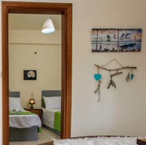 2 bedrooms, iron/ironing board, free cribs/infant beds, travel crib - Kalamaki Sight Irene's (Faistos)