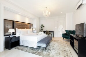 Egyptian cotton sheets, premium bedding, individually decorated - Fauchil Hotel (Germiston)