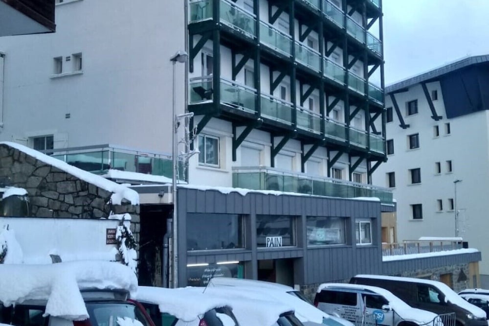 Studio in La Mongie - Ideally located - At the foot of the slopes