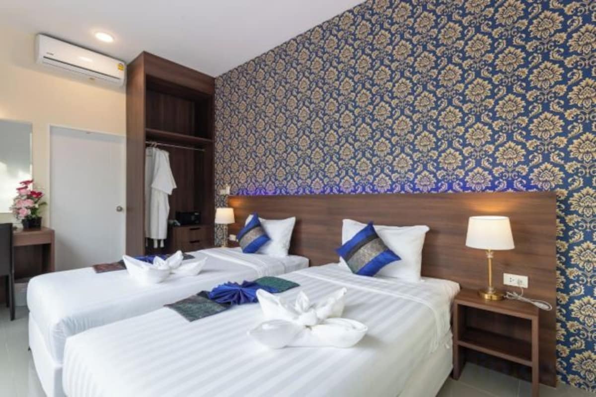 In-room safe, desk, laptop workspace, blackout curtains