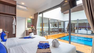 Villa Familiale, 4 chambres, piscine privée | Coffres-forts dans les chambres, bureau