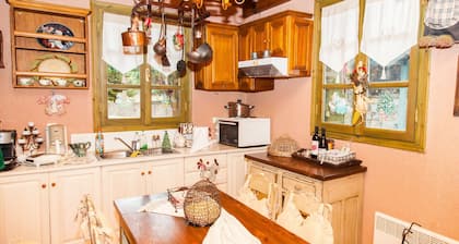 Utopia Mountain Chalet