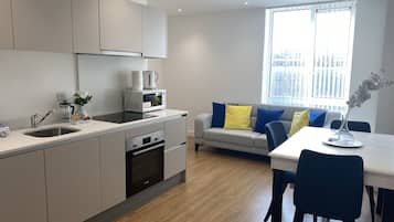 Signature Apartment, Accessible, Private Bathroom (1 Bed) | Private kitchen