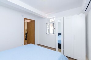 1 bedroom, laptop workspace, free WiFi, bed sheets - Apartments Paula (Dubrovnik)