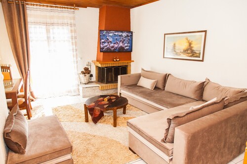 Filoxenia Maisonette Downtown Arachova