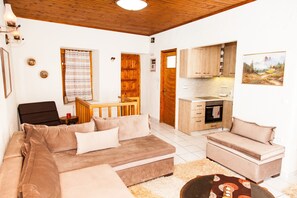 Interior entrance - Filoxenia Maisonette Downtown Arachova (Distomo-Arachova-Antikyra)