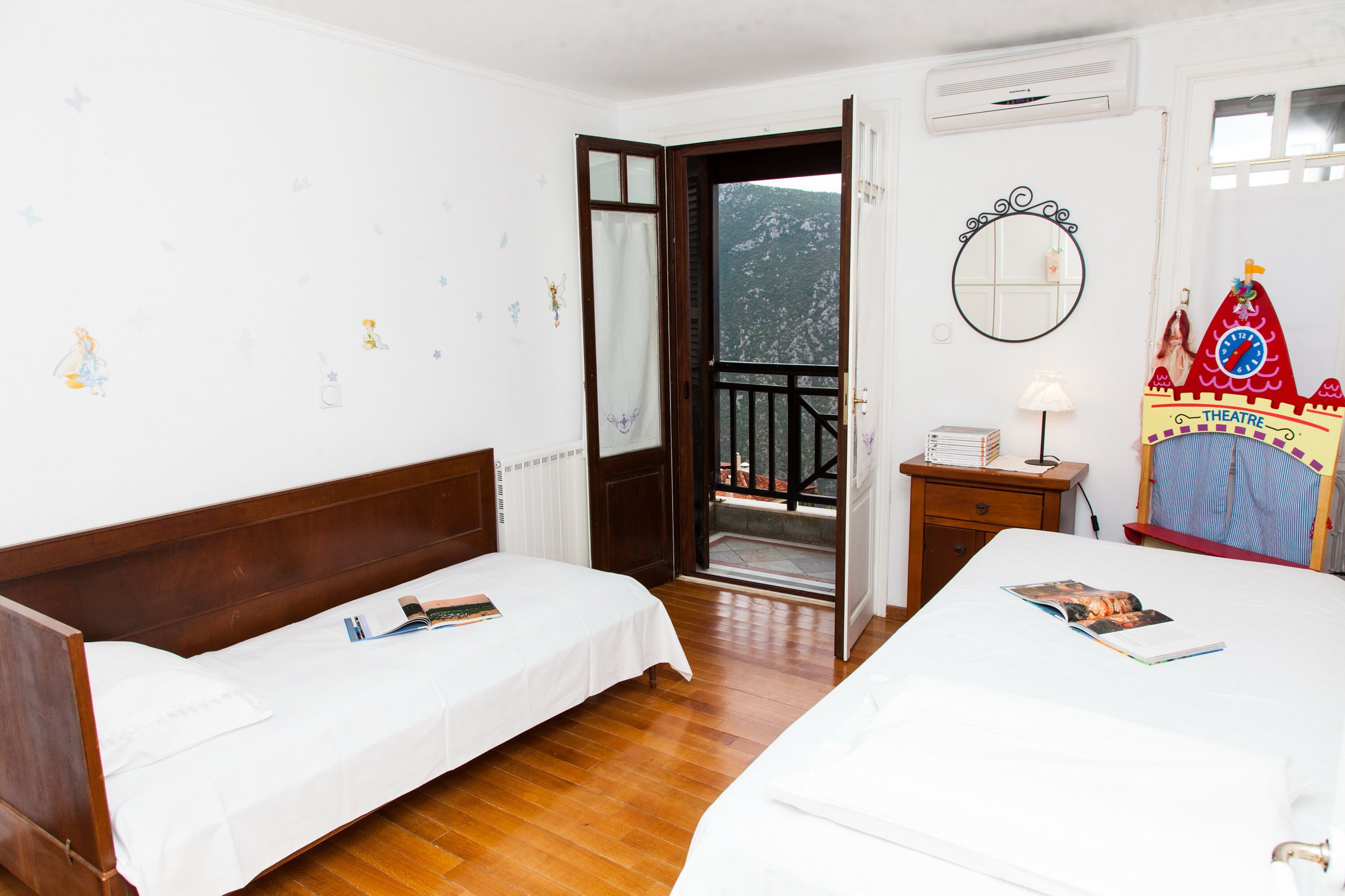 Casa, 2 habitaciones | 2 habitaciones, tabla de planchar con plancha, cunas y wifi gratis 