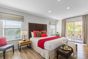 4 bedrooms, in-room safe, desk, iron/ironing board
