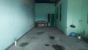 Tempat parkir