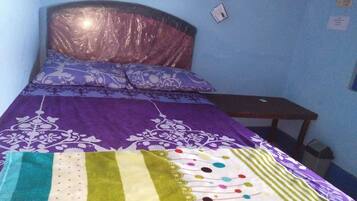 Premium bedding, free WiFi, bed sheets