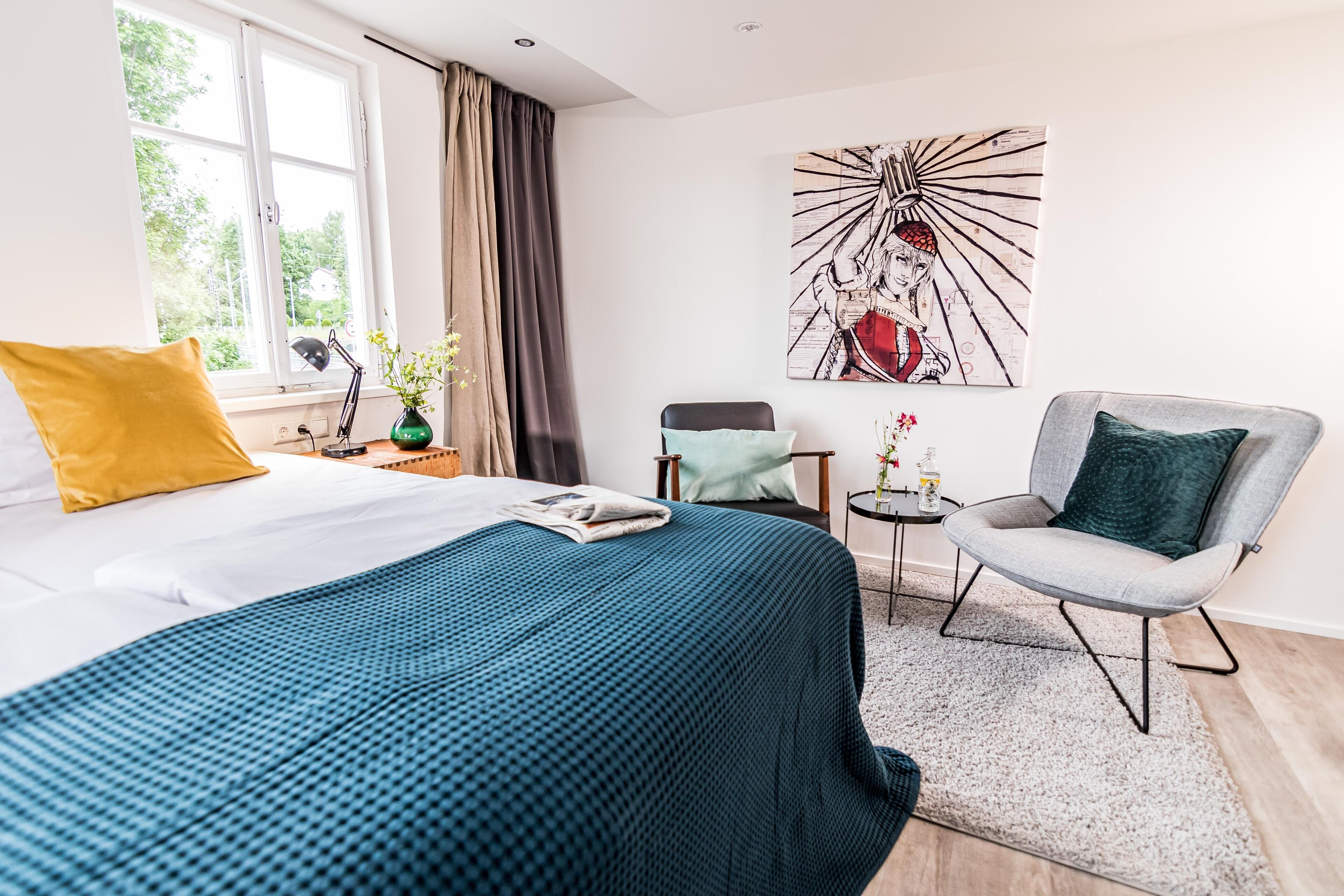 basic double room | minibar, individually decorated, individually furnished, desk