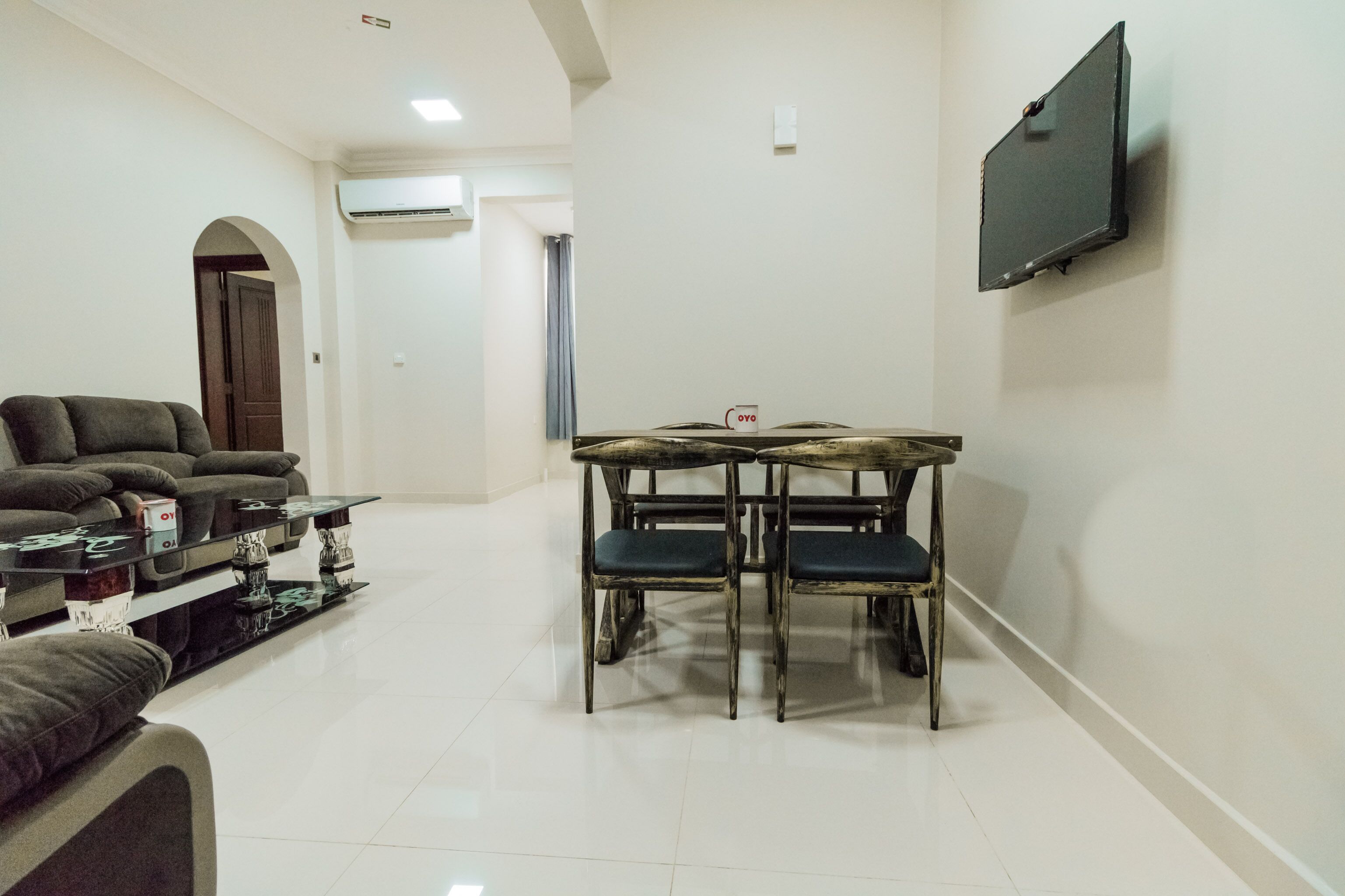 standard apartment, 1 bedroom | living room | flat-screen tv