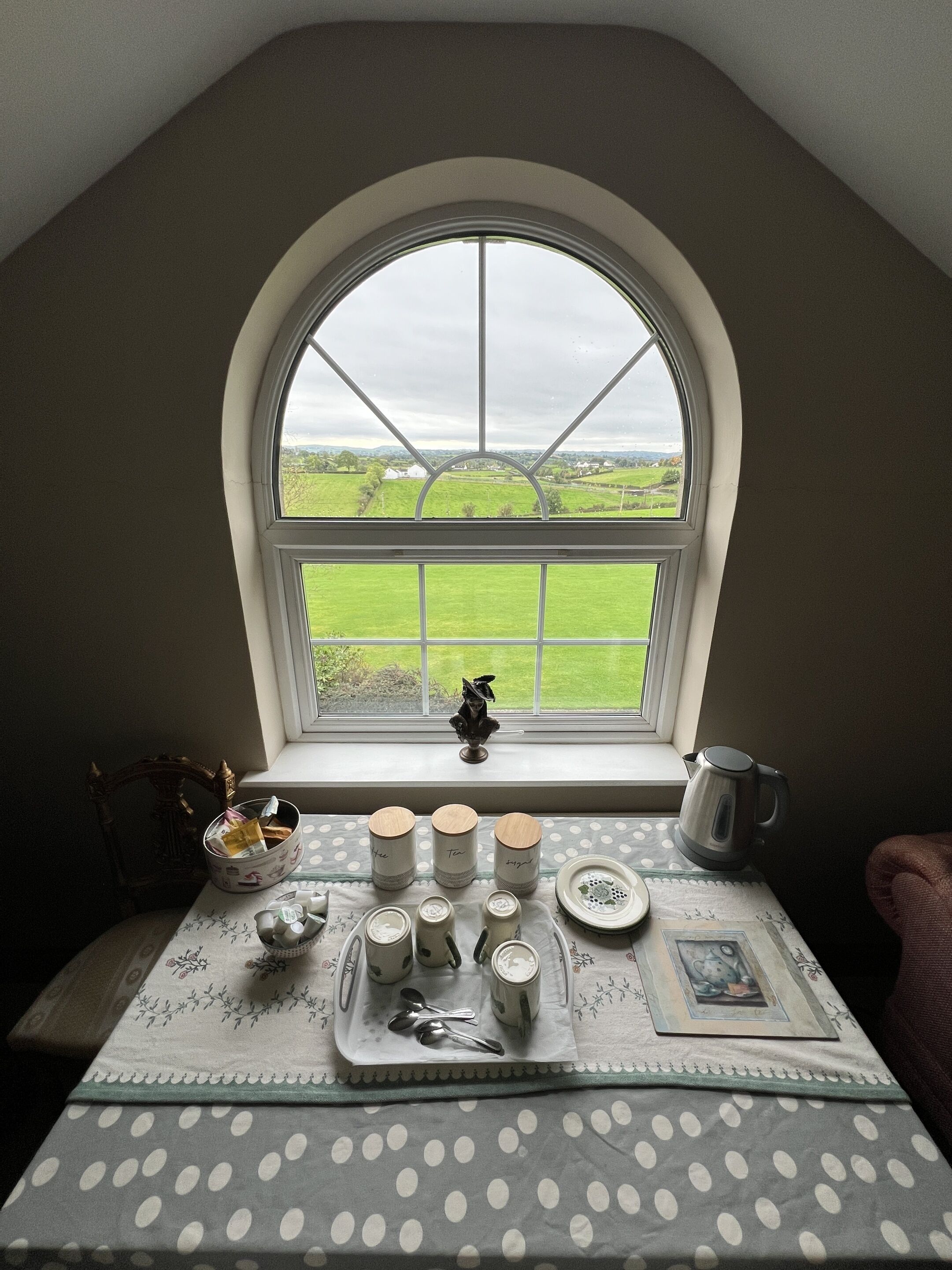 Thức ăn và đồ uống