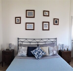 Double Room (Cuore) | Free WiFi, bed sheets - Malpensa Bed & Breakfast (Somma Lombardo)