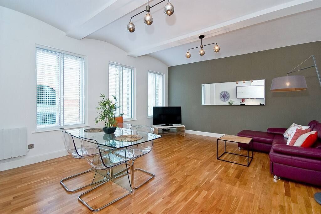 TV, offices