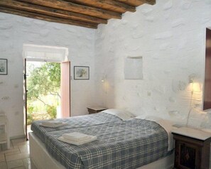 1 habitación, internet y ropa de cama 