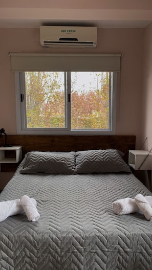 Ropa de cama hipoalergénica, wifi gratis y ropa de cama