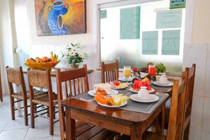 Gratis morgenmadsbuffet hver dag