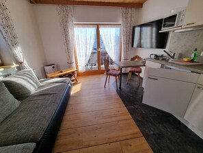 Apartment (1) | Living area