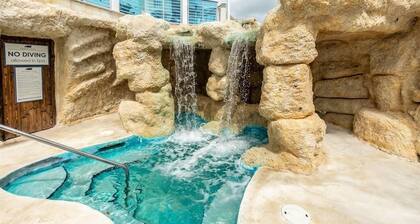 Mariners Club Oceanfront Condo, Water views from every room, Tennis & Pickleball