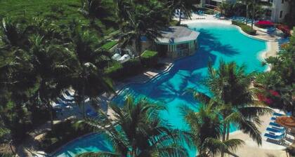 Oceanfront Condo im Mariner's Club und Resort mit kostenlosem Lebensmittellieferservice