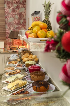 Petit déjeuner buffet compris tous les jours