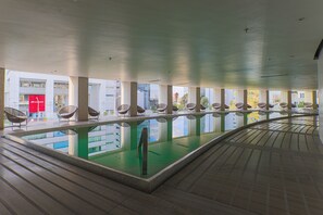 Inomhuspool och uppvärmd pool