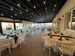 Innenbereich für Hochzeiten