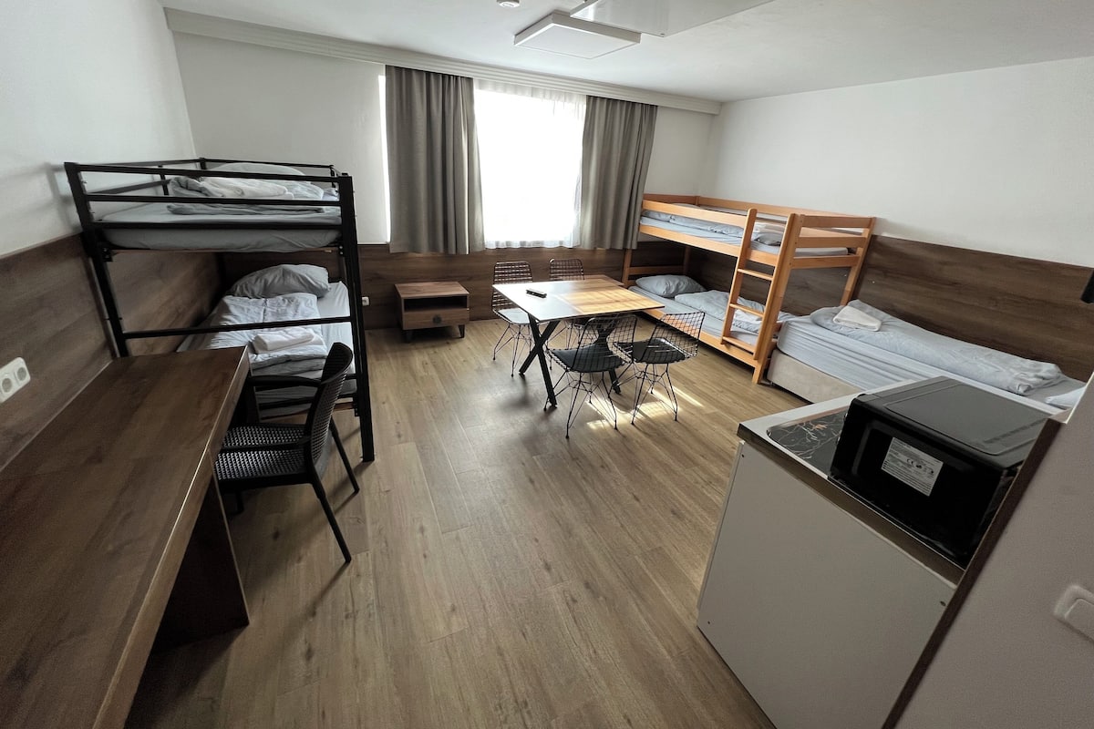 1 bedroom, free WiFi, bed sheets