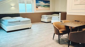 Familien-Studiosuite | Kostenloses WLAN, Bettwäsche