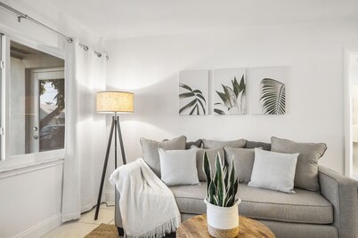 Alani Bay Premium Condos