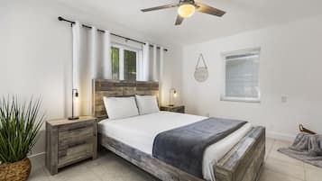 Premium Condo, 2 Bedrooms, 2 Bathrooms (1716) | 2 bilik tidur, peralatan tempat tidur hipoalergenik, busa memori